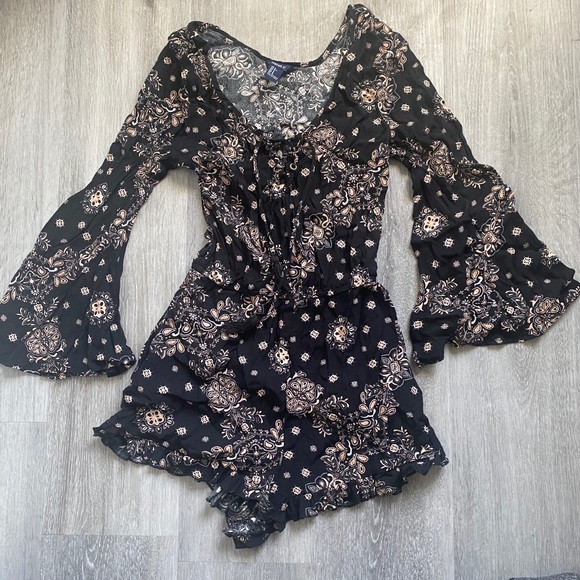 Paisley Longsleeve Romper - Picture 1 of 4